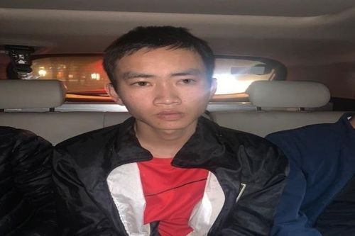 Bắt kẻ dùng dao đe dọa cướp tài sản của cô gái trẻ