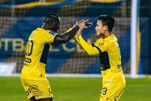 HLV Pau FC: 'Nhiều đội Ligue 1 muốn có Henri Saivet'