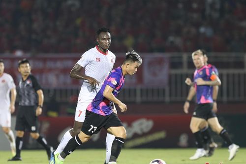 Đua trụ hạng V-League: Sài Gòn bất lợi, nghẹt thở từng vòng đấu
