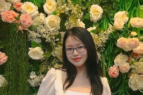 Nữ sinh Hải Phòng 'ẵm' loạt giải thưởng lớn về tiếng Pháp bật mí cách học cực đỉnh