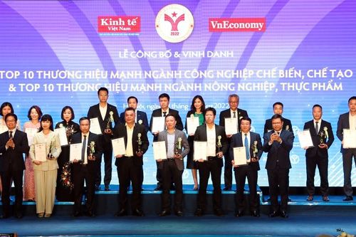 HABECO được vinh danh Top 10 thương hiệu mạnh ngành Nông nghiệp - Thực phẩm 2022