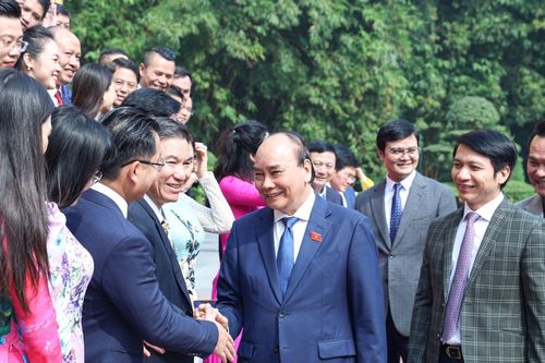 Chủ tịch nước gặp mặt Doanh nhân trẻ Việt Nam tiêu biểu