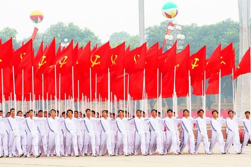 Nhìn nhận thấu đáo để đi đúng hướng