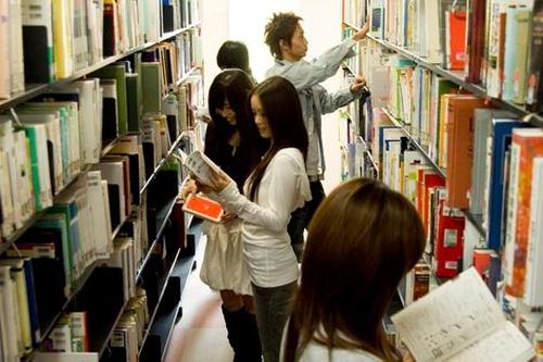 Hiệu sách tại Nhật đang dần 'tuyệt chủng', nhưng lý do không chỉ vì người dân lười đọc sách!