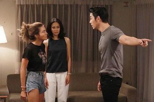 Khổ sở vì trót cho em gái chồng vay tiền đã không trả còn bịa chuyện để anh trai bỏ vợ