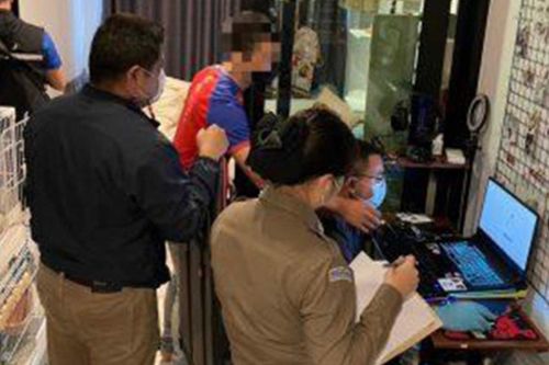 Giáo viên Thái Lan bị bắt vì phát tán video khiêu dâm