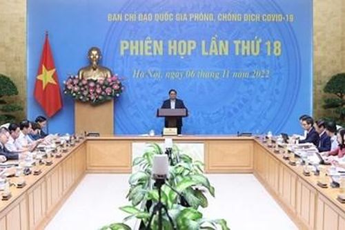 Không dám làm thì đứng sang một bên