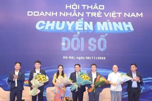 FPT đồng hành 'chuyển mình đổi số' cùng 12.000 hội viên VYEA