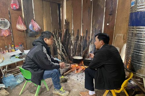 Những giáo viên kiên cường cắm bản ở 'vùng đất bị lãng quên'