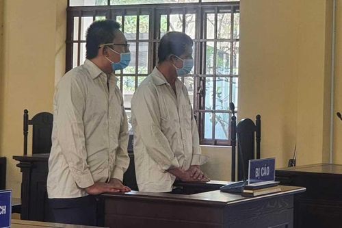 Bảo vệ dân phố 'dắt nhau' vào tù vì tống tiền kẻ trộm