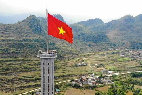 Ngắm sông, núi Hà Giang hùng vĩ mùa đẹp nhất trong năm