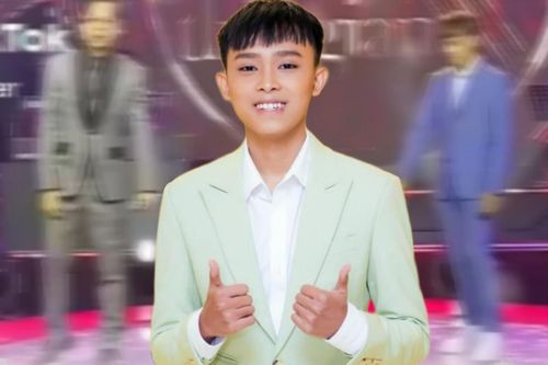 Hồ Văn Cường trổ tài vũ đạo cùng danh ca Ngọc Sơn: Còn đâu anh chàng điềm tĩnh hát dân ca?