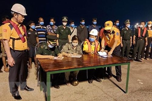 Người phát ngôn Bộ Ngoại giao: Hơn 300 người trên tàu LADY R3 sức khỏe bình thường, đã được bố trí ăn nghỉ