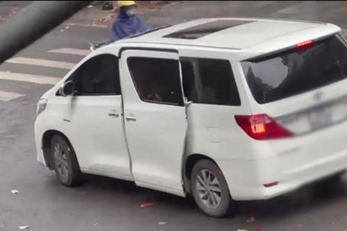 Phạt 2,5 triệu đồng, tước giấy phép lái xe 2 tháng tài xế ô tô đi vào đường cấm