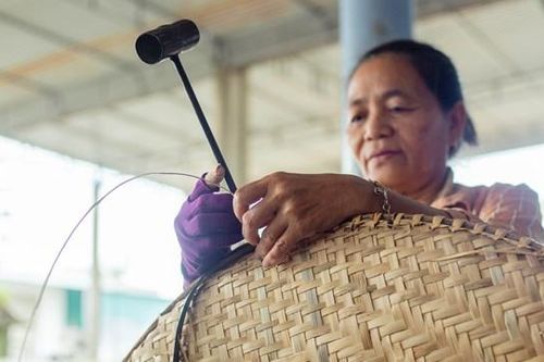 'Giữ lửa' làng nghề đan lát 400 năm ở Thọ Đơn