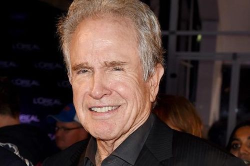 Tài tử Warren Beatty bị tố ép trẻ vị thành niên quan hệ tình dục