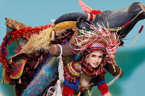 Hé lộ trang phục dân tộc độc đáo của thí sinh Miss Earth 2022