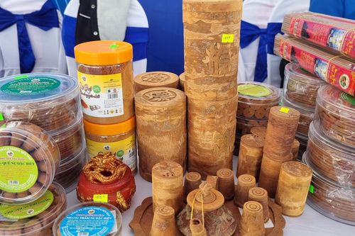 Nâng tầm thương hiệu đặc sản quế Trà Bồng