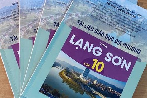 Hỗ trợ kịp thời việc triển khai tài liệu giáo dục địa phương