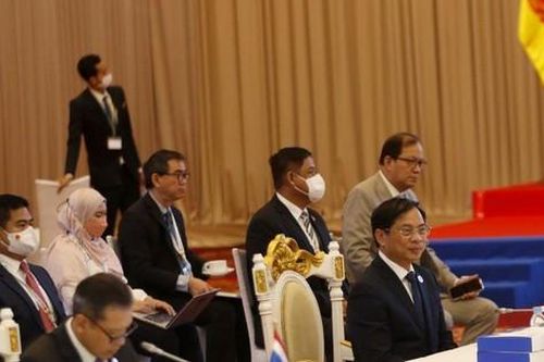 Khẳng định không gian tự chủ chiến lược, tiếp cận cân bằng và khách quan của ASEAN