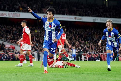 Arsenal thua sốc Brighton ngay trên sân nhà
