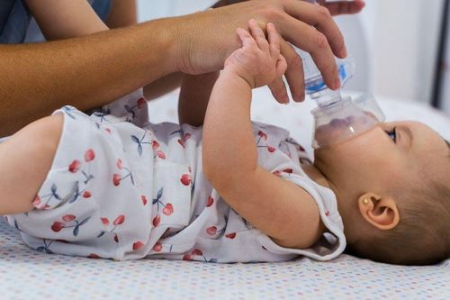 Pháp ứng phó khẩn cấp với dịch viêm tiểu phế quản ở trẻ em