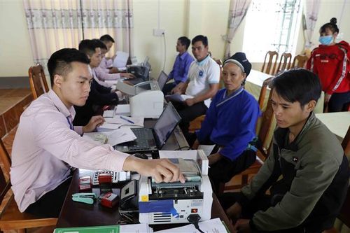 Ngân hàng Nhà nước quy định về xếp lương đối với các ngạch công chức chuyên ngành ngân hàng