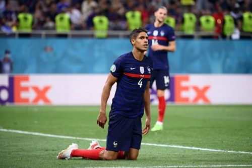 Vừa điền tên vào danh sách dự World Cup, HLV ĐT Pháp liền tiết lộ tình hình của Varane