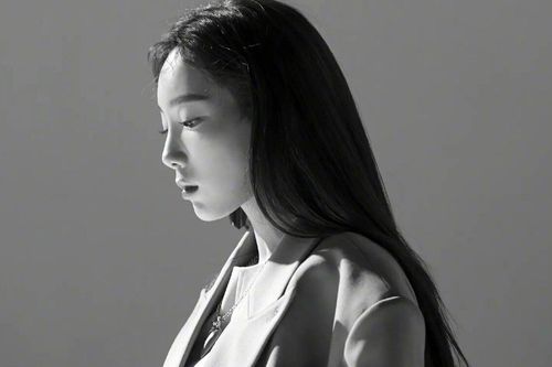 Taeyeon (SNSD) khiến fan hoang mang với bài đăng nói về cái chết?