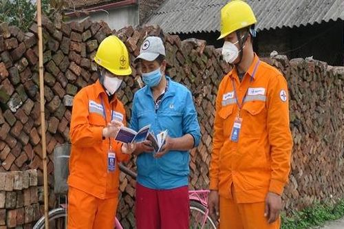 Điện lực miền Bắc đa dạng hóa hình thức tuyên truyền sử dụng điện tiết kiệm và hiệu quả