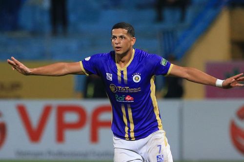 Hà Nội FC áp sát ngôi vương V-League, Nam Định và Sài Gòn FC chờ chung kết ngược