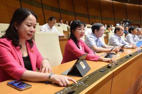 Quốc hội thông qua Luật Thực hiện dân chủ ở cơ sở