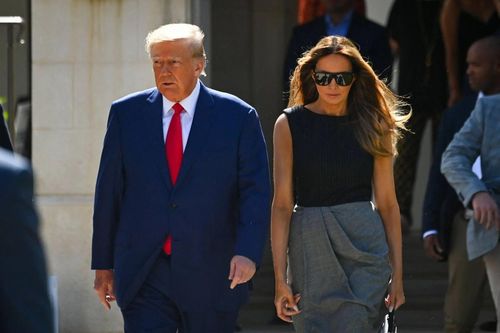 Lần xuất hiện hiếm hoi của bà Melania Trump sau khi rời Nhà Trắng