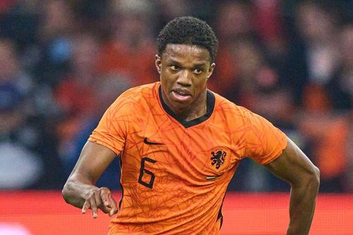 Hậu vệ MU dự World Cup 2022 cùng tuyển Hà Lan
