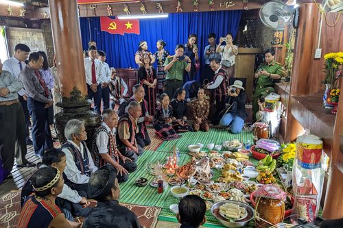 Khơi dậy nét đẹp văn hóa truyền thống của người Cơ Tu ở Hòa Vang