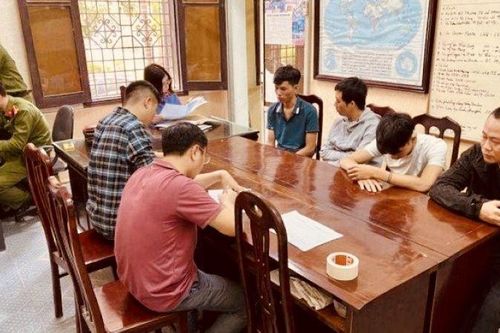 Triệt xóa đường dây làm văn bằng, chứng chỉ giả quy mô lớn ở Nam Định