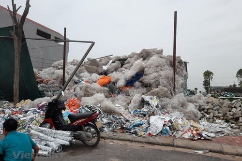 Minh bạch quy chế quản lý, sử dụng tài chính hỗ trợ xử lý chất thải