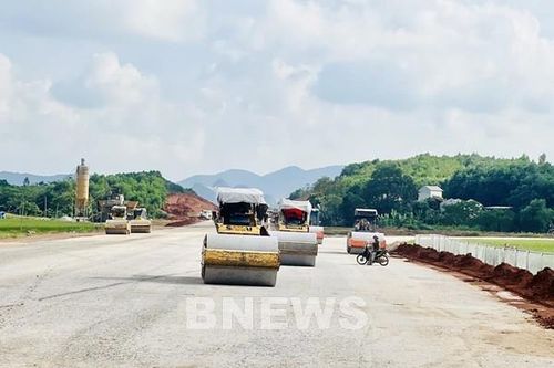 Sớm hoàn trả hiện trạng tuyến đường cho mượn thi công dự án cao tốc Bắc - Nam