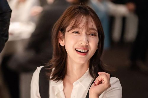 Vừa mới hạ sinh quý tử chưa lâu, Park Shin Hye vướng vào tin đồn muốn tiếp tục có thêm con