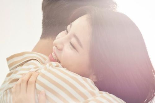 Muốn biết chồng thương vợ hay không, hãy xem anh ấy có thường nói 3 câu nhỏ nhặt này