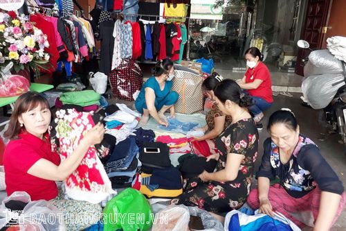 'Gian hàng 0 đồng' san sẻ yêu thương