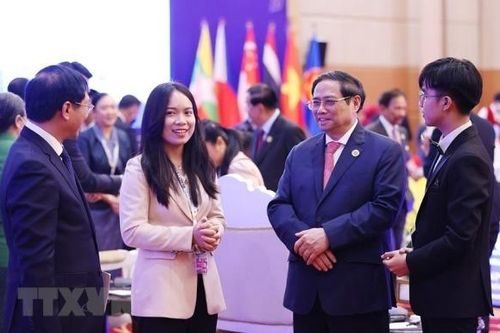 Chùm ảnh: Hoạt động của Thủ tướng Phạm Minh Chính tại Campuchia