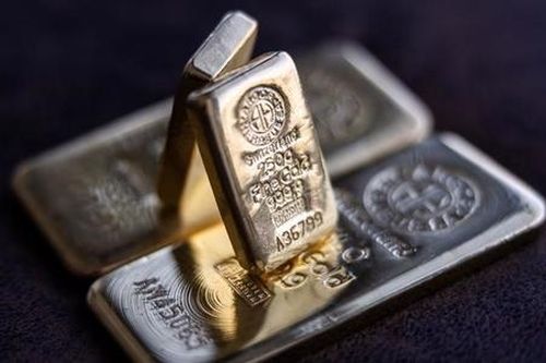 Chênh lệch giá vàng trong nước và thế giới rút ngắn xuống còn gần 15 triệu đồng/lượng