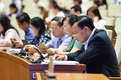 Đề xuất quy định giá bán tối đa và giá tối thiểu sách giáo khoa