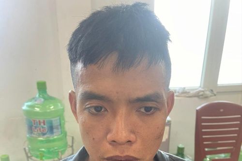 Bắt giữ thanh niên cầm dao xông vào phòng trọ trói 2 nữ sinh viên, cướp tài sản