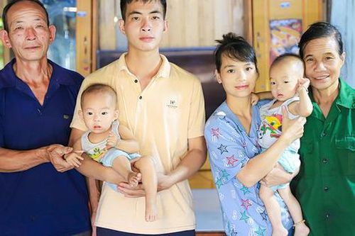 Người xóa bỏ tập tục tìm con từ thầy cúng, đón cặp song sinh từ gói tài trợ 100% của Bệnh viện Đức Phúc