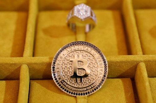 Vàng, Bitcoin không còn là tài sản chống lạm phát