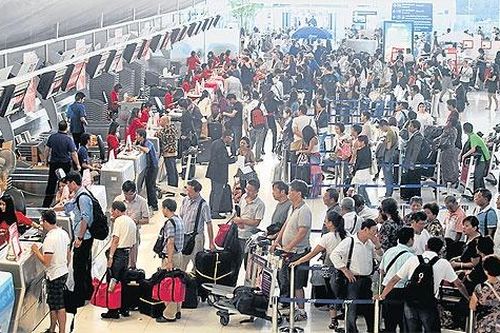 Sân bay Bangkok tắc nghẽn khiến giới chức du lịch Thái Lan lo ngại