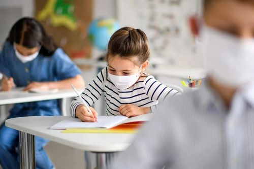Trường tiểu học ở Mỹ phải tạm thời đóng cửa do bệnh hô hấp gia tăng