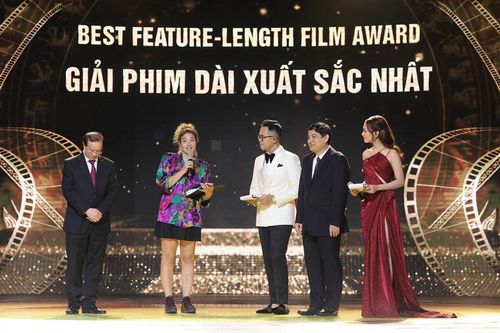 Những khoảnh khắc đáng nhớ tại bế mạc Liên hoan phim quốc tế Hà Nội lần thứ VI